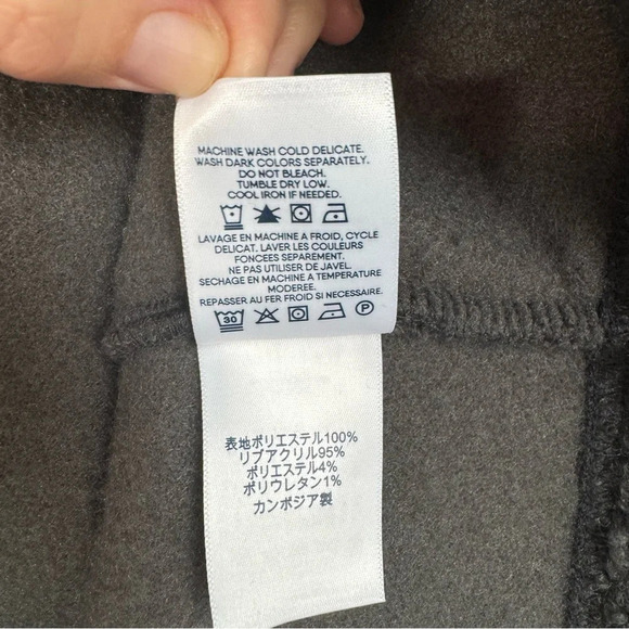 Lands’ End Gray Contrast Ribbed Exaggerated Collar Quarter Zip Teddy Pullover - Picture 9 of 9